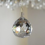 krysztalowa-kula-40mm-krysztaly.jpg